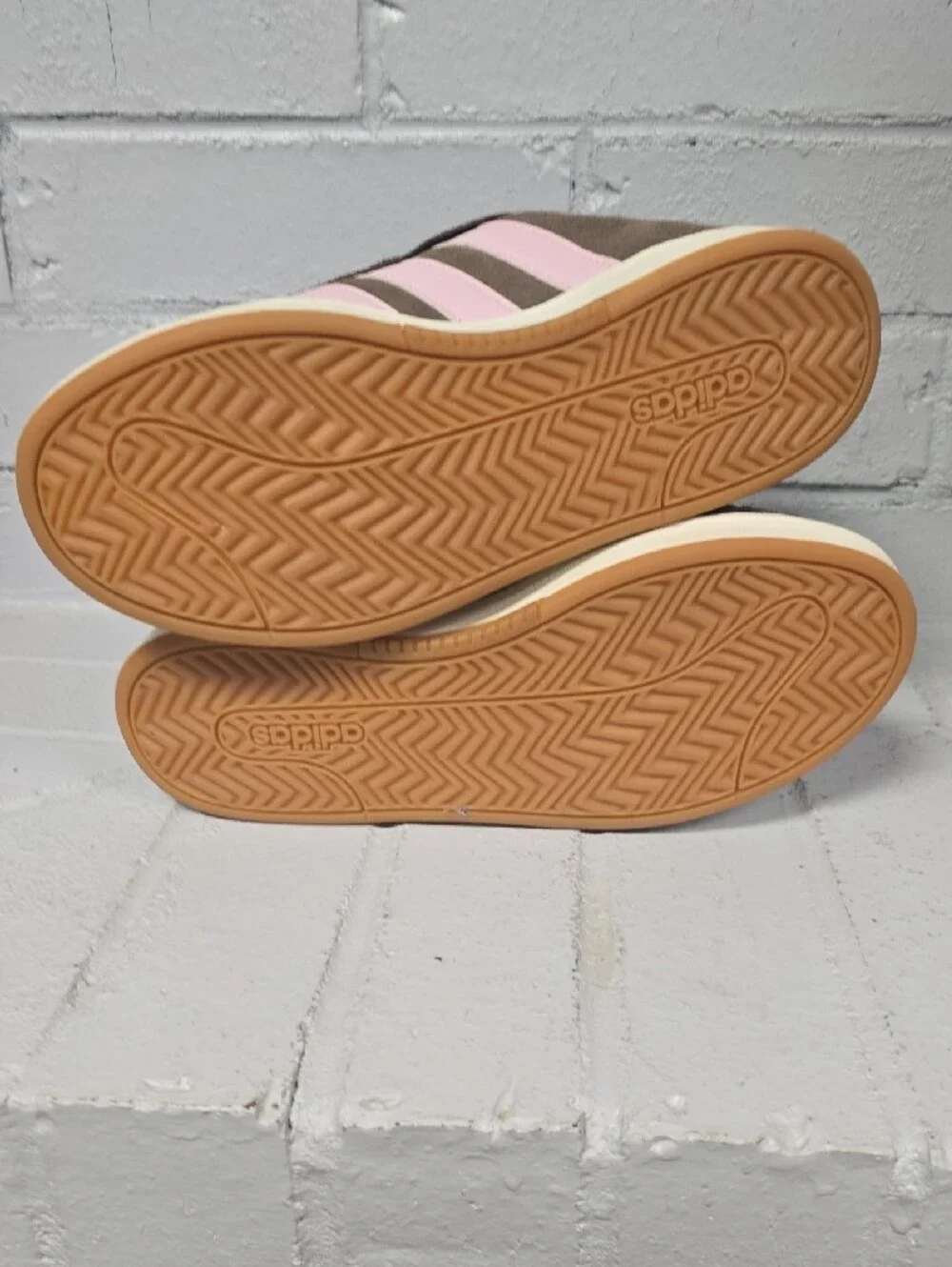 adidas classic low